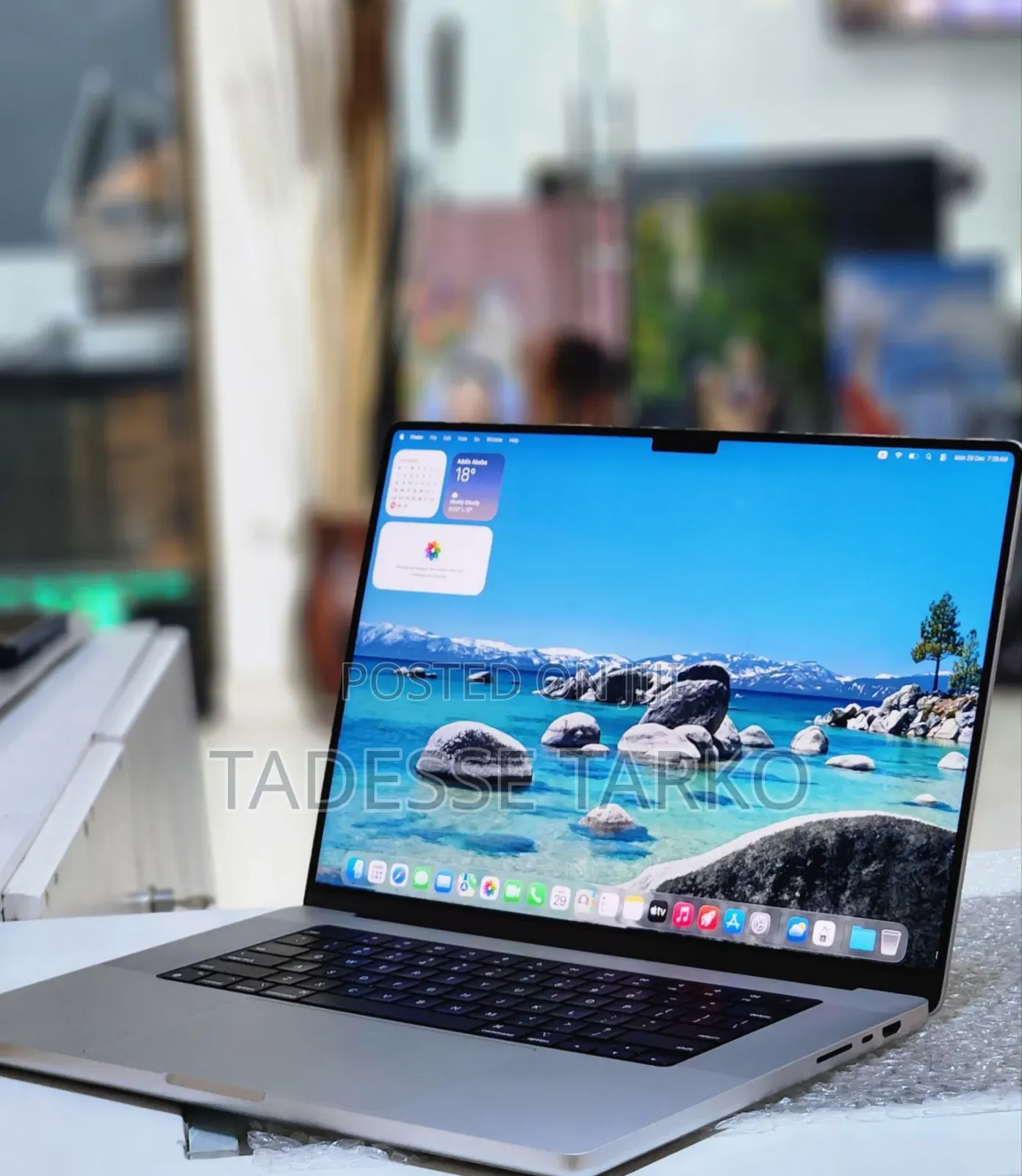 New Laptop Apple MacBook Pro M1 32GB SSD 512GB