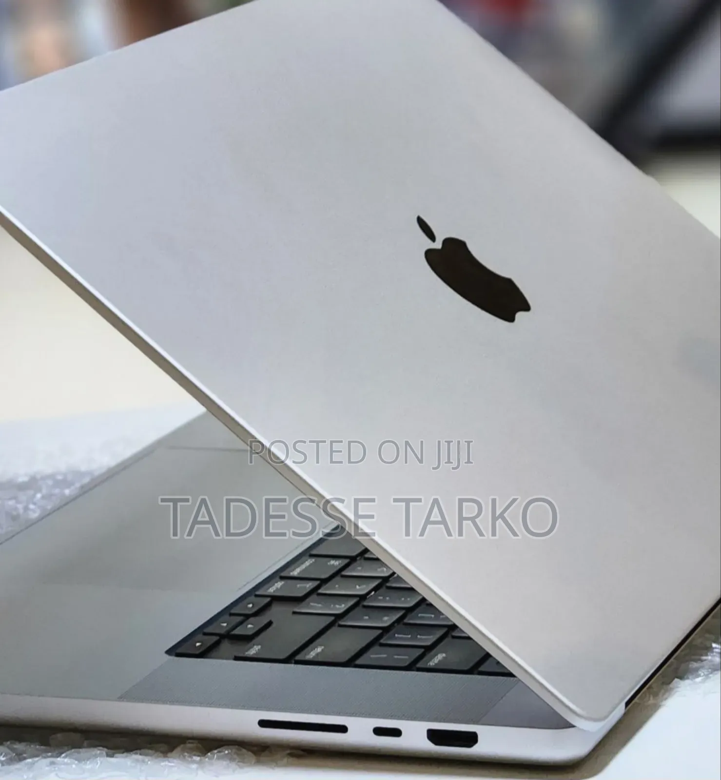 New Laptop Apple MacBook Pro M1 32GB SSD 512GB