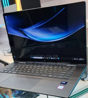 New Laptop HP 16GB Intel Core 7 SSD 512GB