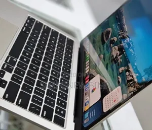 New Laptop Apple MacBook Air 2022 M2 8GB Apple M2 SSD 256GB