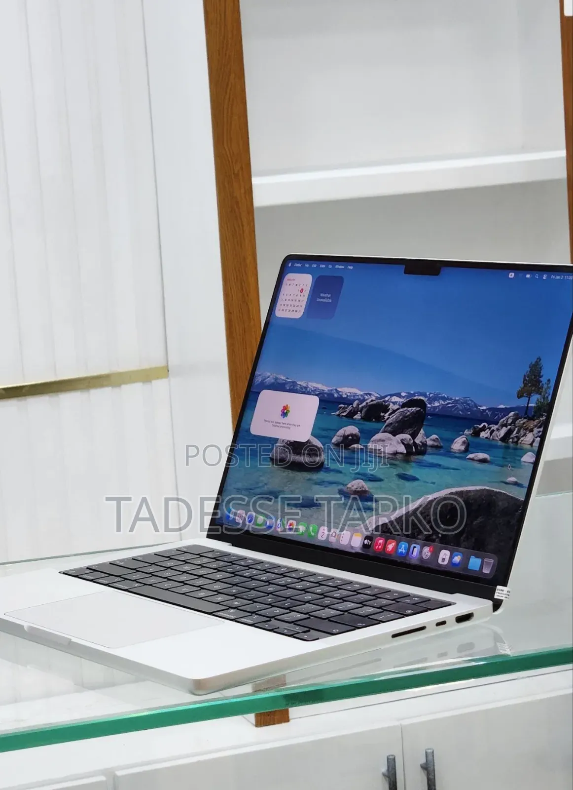 New Laptop Apple MacBook Pro 2023 M3 14-Inch 18GB SSD 512GB