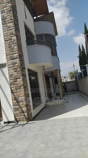 Furnished 6bdrm Townhouse / Terrace in Tafo, Yeka for rent