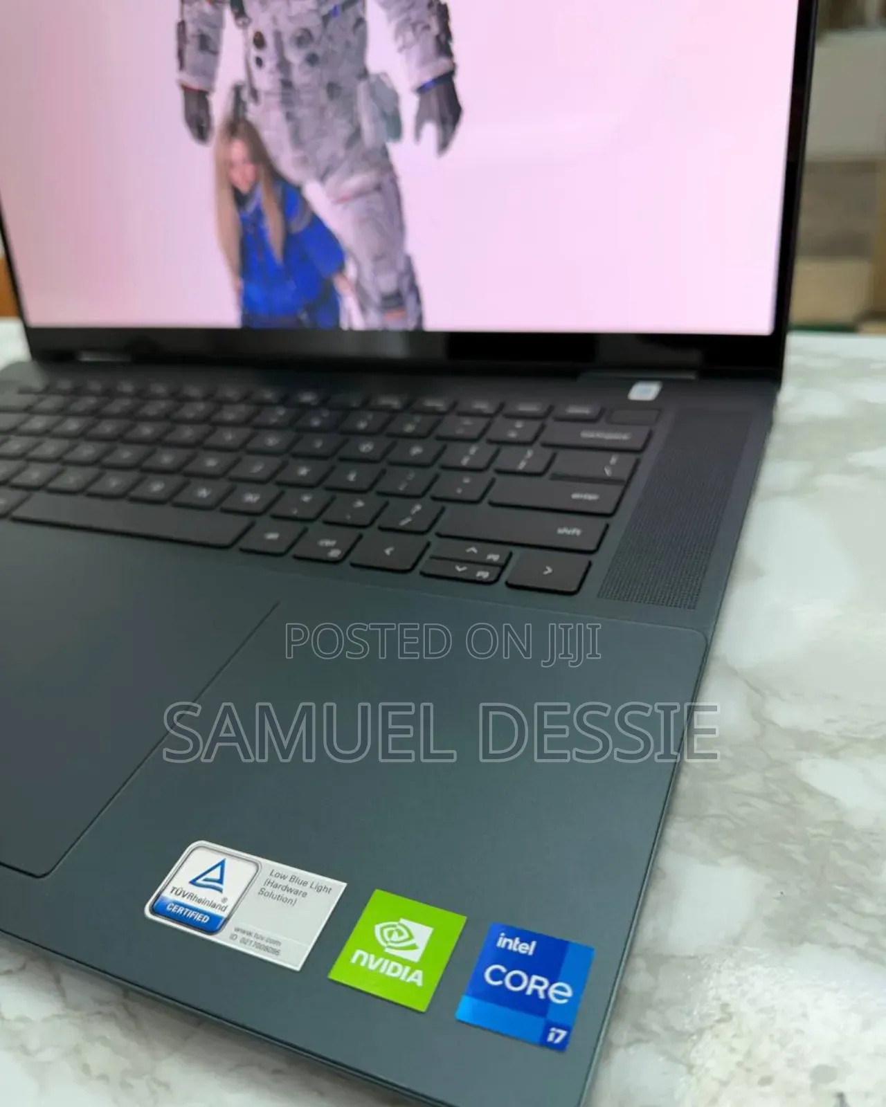 New Laptop Dell Inspiron 16 5620 16GB Intel Core I7 SSD 512GB