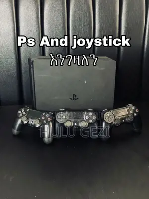 3 Joystick and Ps4 Slim