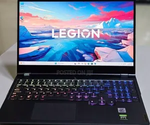 New Laptop Lenovo Legion 5 16GB AMD Ryzen 7 SSD 512GB