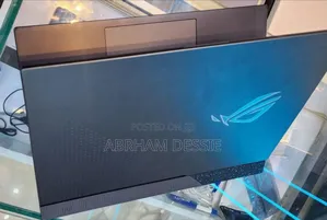 New Laptop Asus 16GB AMD Ryzen 7 SSD 512GB