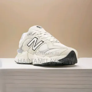 New Balance ኒው ባላንስ በአንደኛው!