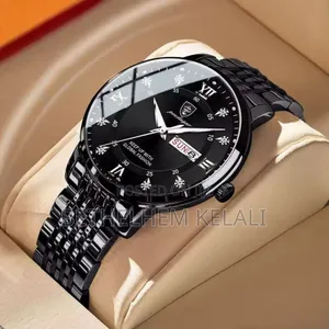 Poedagar Men's Quartz Watch, Likely the Model 836 or Similar Variant.