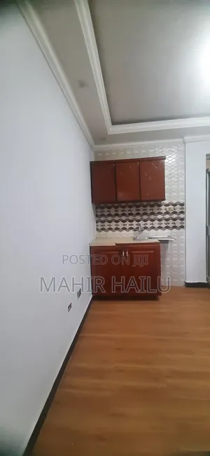 1bdrm House in Real, Kirkos for rent