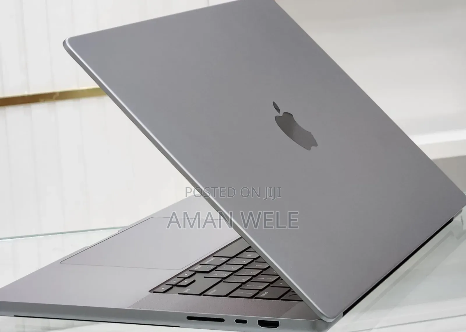 New Laptop Apple MacBook Pro 2021 M1 32GB Apple M1 Pro SSD 512GB