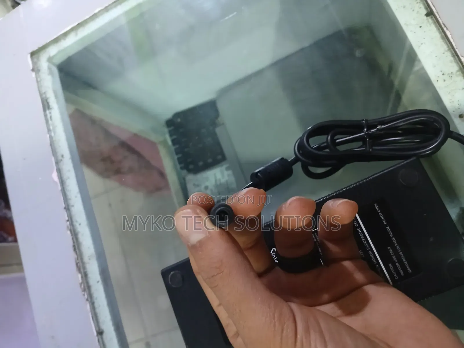 Power Adapter , 52v 2.88a = 150w