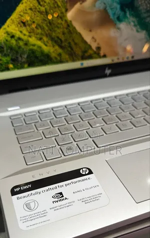 New Laptop HP 16GB Intel Core I7 SSD 512GB