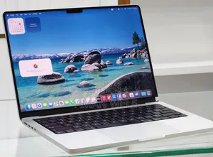 New Apple MacBook Pro 2023 M3 14-Inch 18GB Apple M3 Pro SSD 512GB