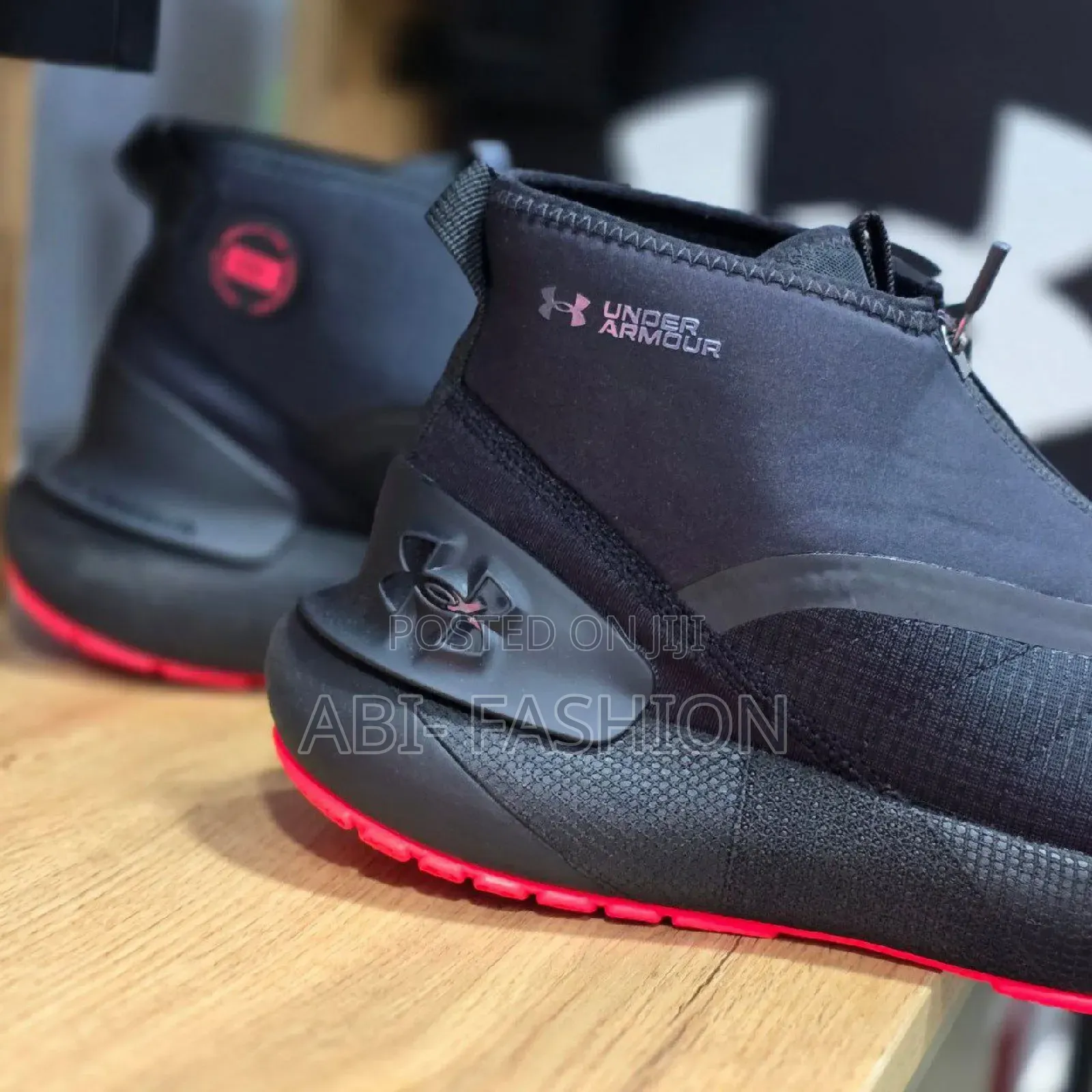 Under Armour Hovr Phantom Red Bottom