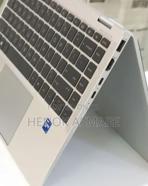 New Laptop HP EliteBook 1040 G8 16GB Intel Core I7 SSD 512GB