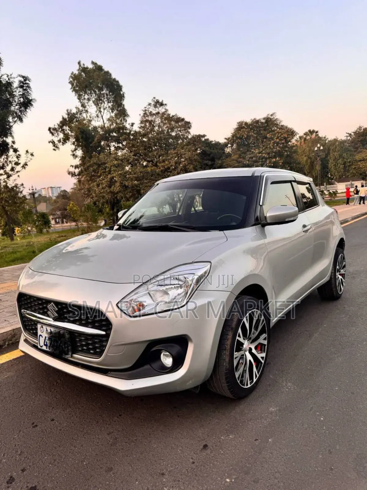 Suzuki Swift 2022 White
