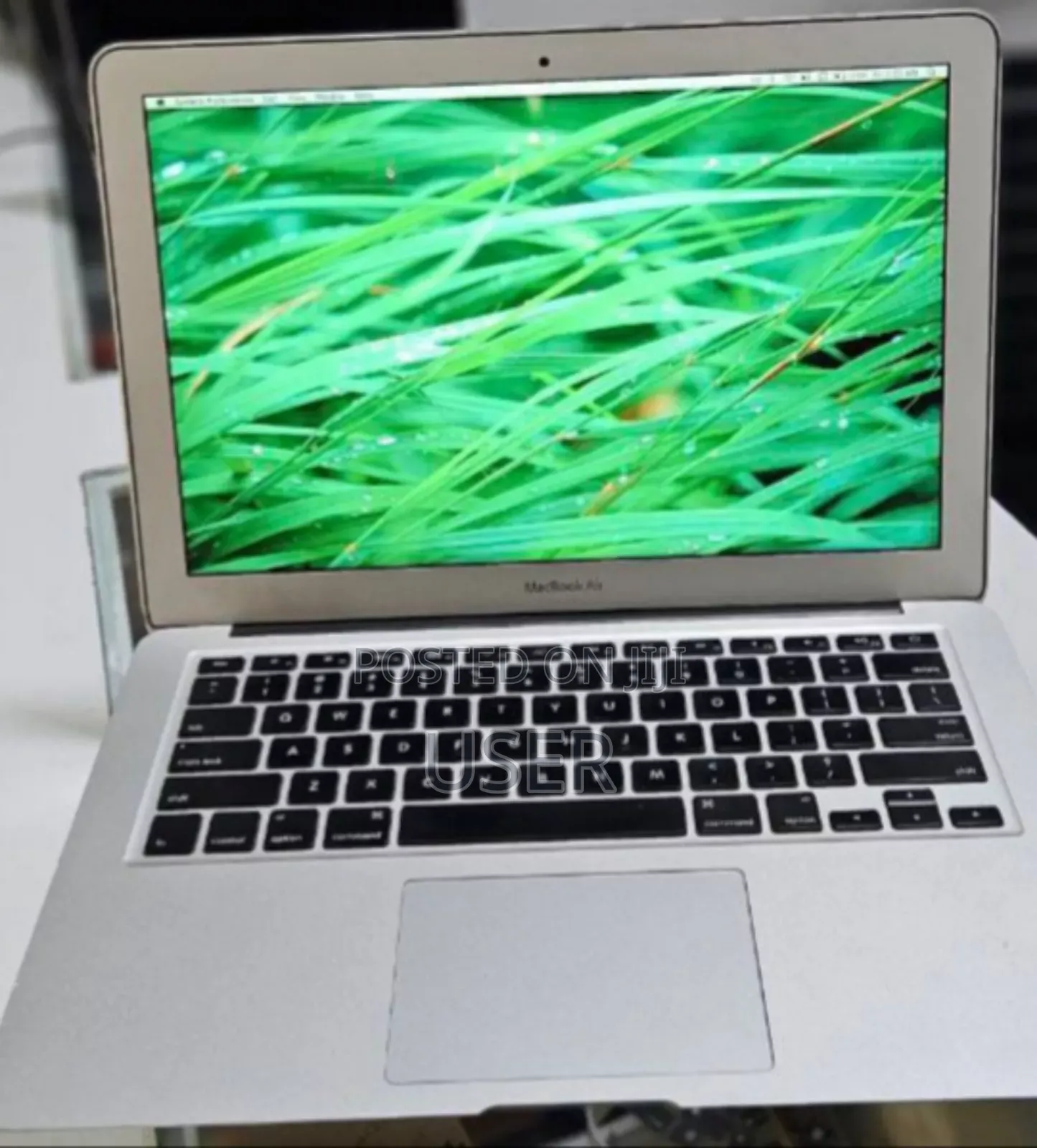 New Laptop Apple MacBook Air 2011 4GB Intel Core I5 SSD 128GB