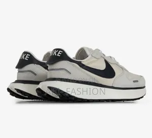 Nike Men's Phoenix Waffle Shoes