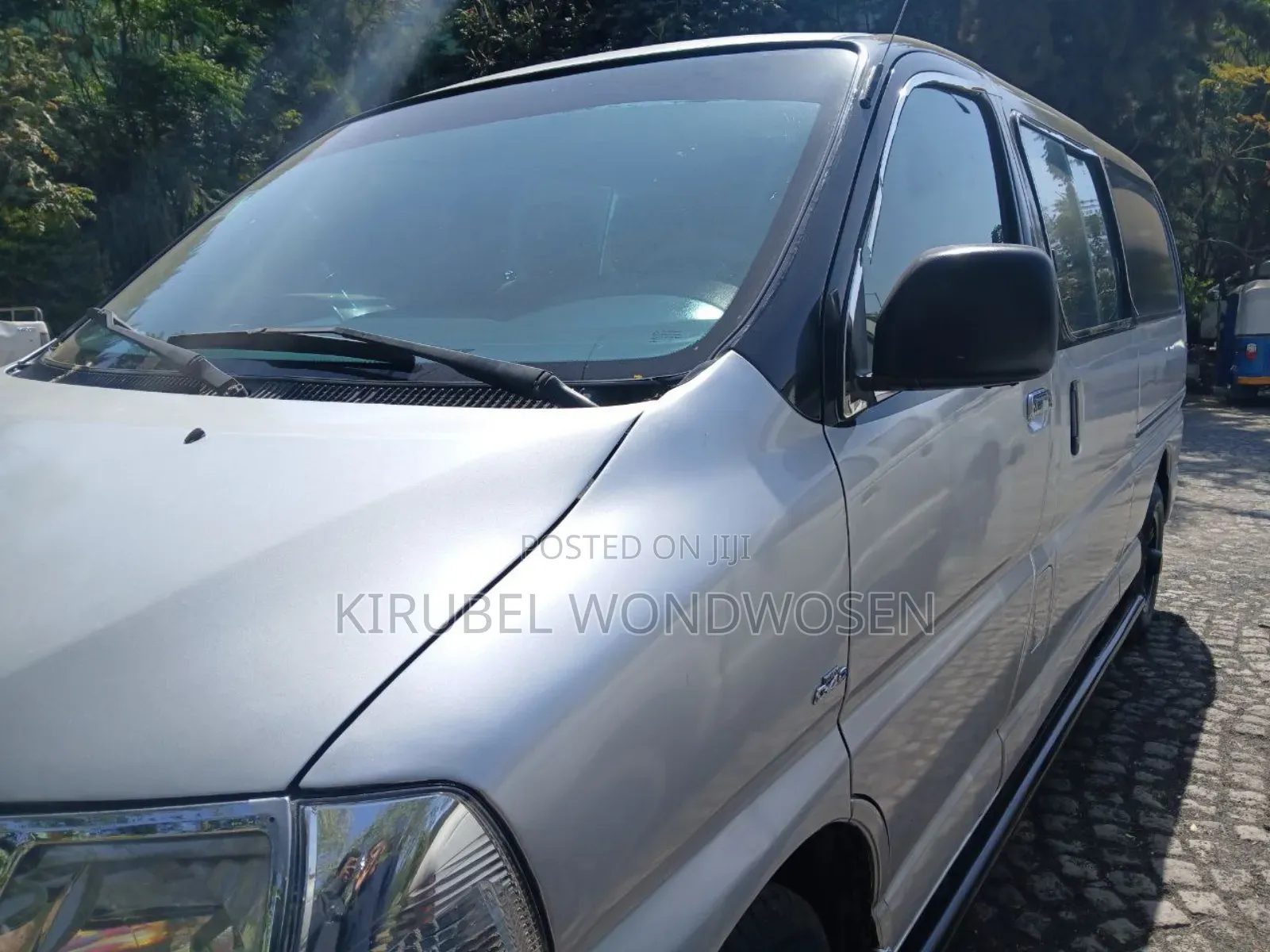 Toyota HiAce 2011 Black