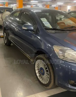 Toyota Yaris 2010 Blue