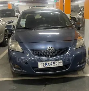 Toyota Yaris 2010 Blue