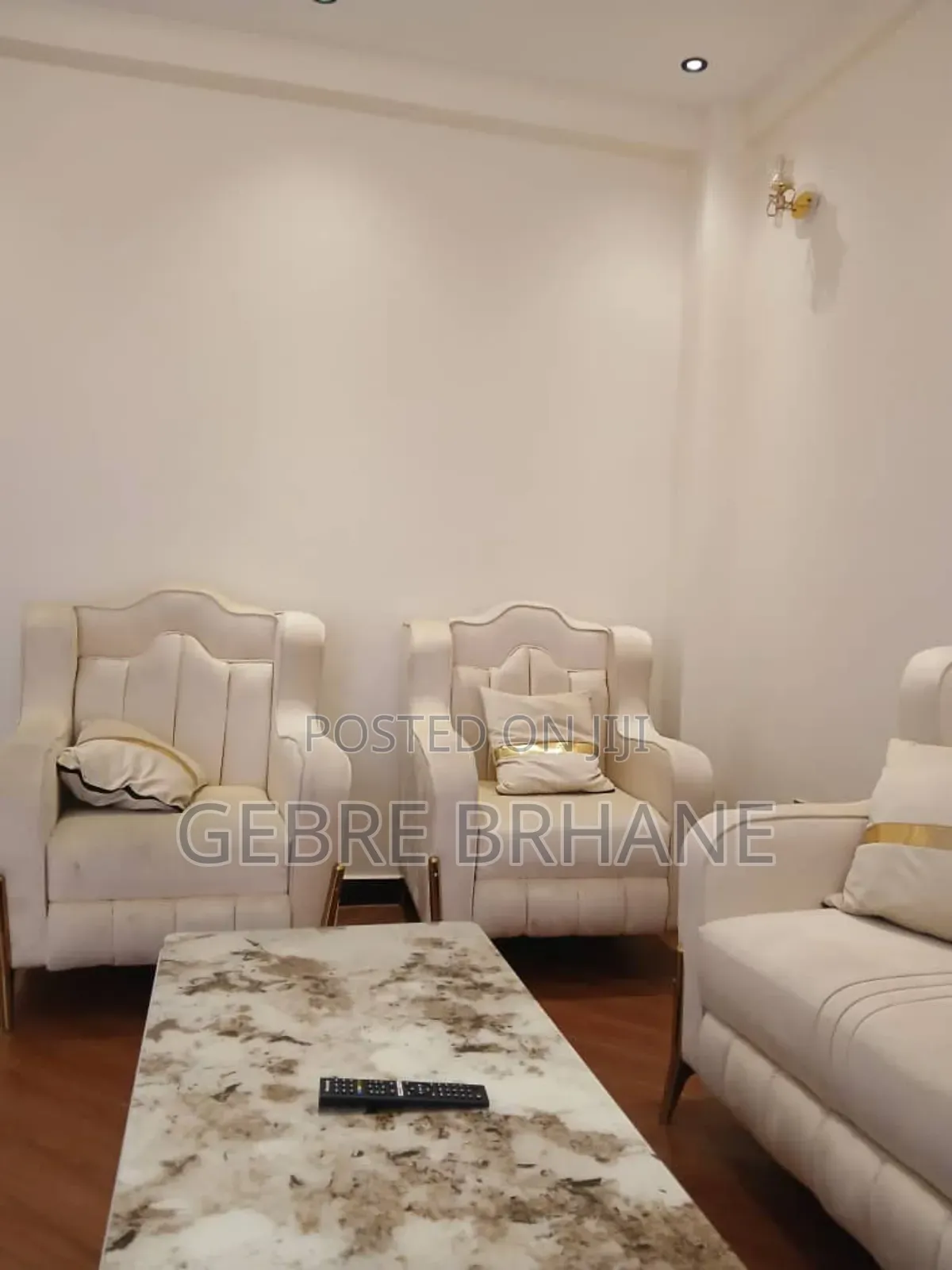 Furnished 2bdrm Apartment in Apartment, Yeka for rent