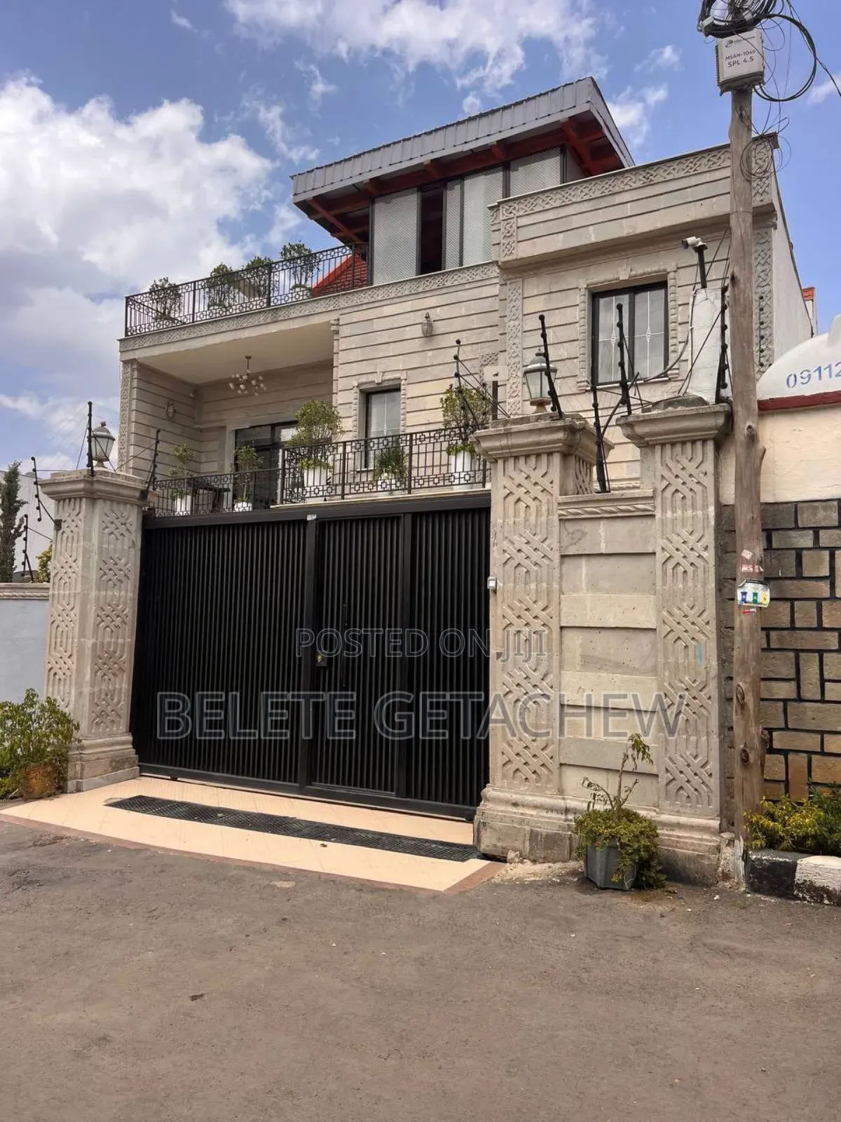 8bdrm House in Bisrate Gebriel, G+2, Nifas Silk-Lafto for sale