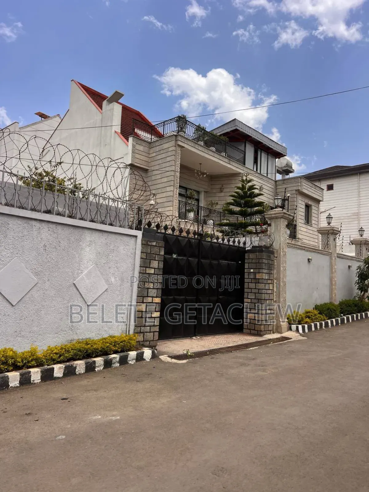 8bdrm House in Bisrate Gebriel, G+2, Nifas Silk-Lafto for sale