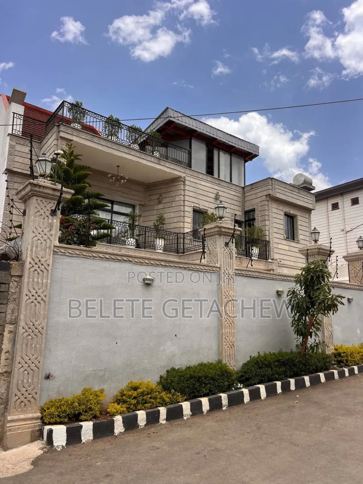 8bdrm House in Bisrate Gebriel, G+2, Nifas Silk-Lafto for sale