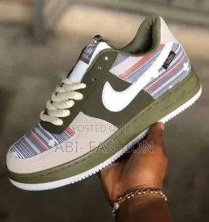 Nike Air Force 1 07 Padletton Olive