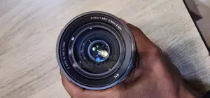 Sony E 18-105mm F/4 G Oss Lens