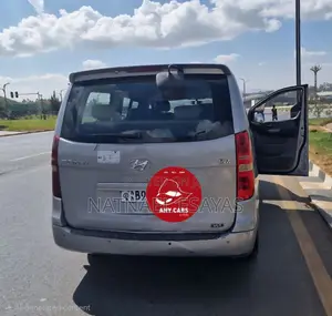 Hyundai Starex 2012 Silver