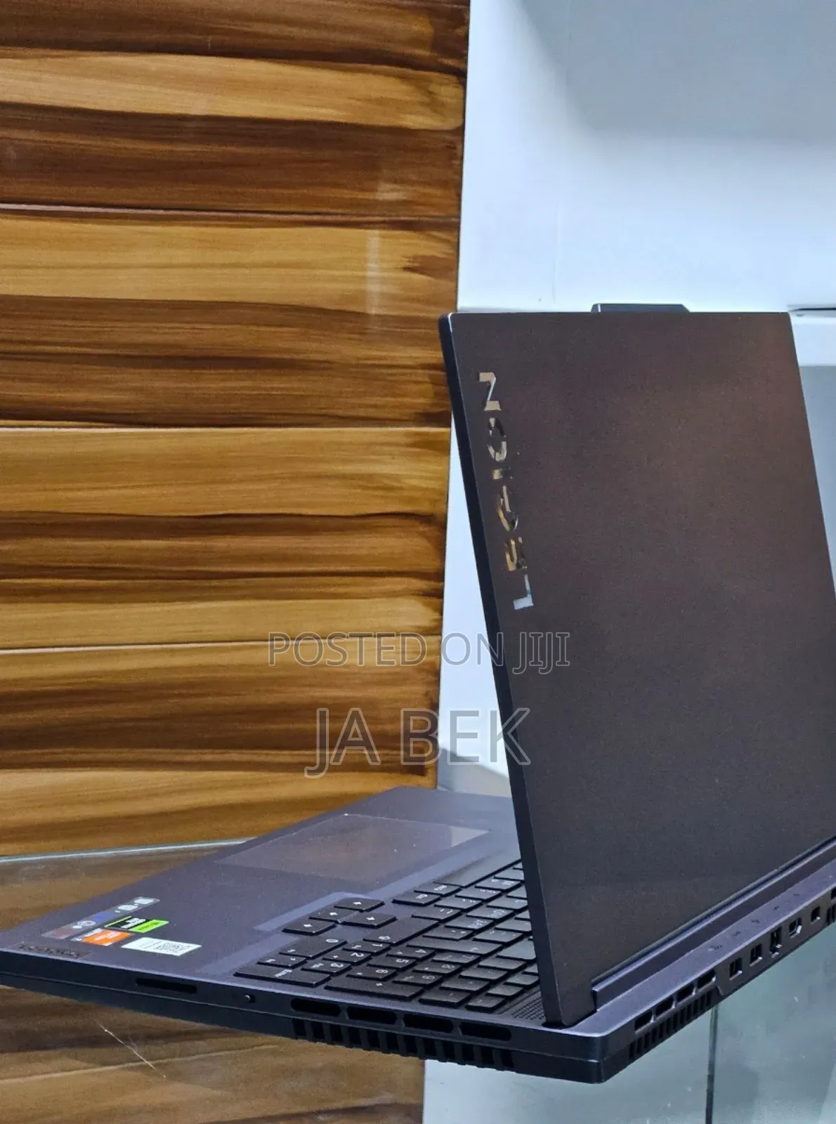 New Laptop Lenovo Legion 5 16GB AMD Ryzen 7 SSD 1T