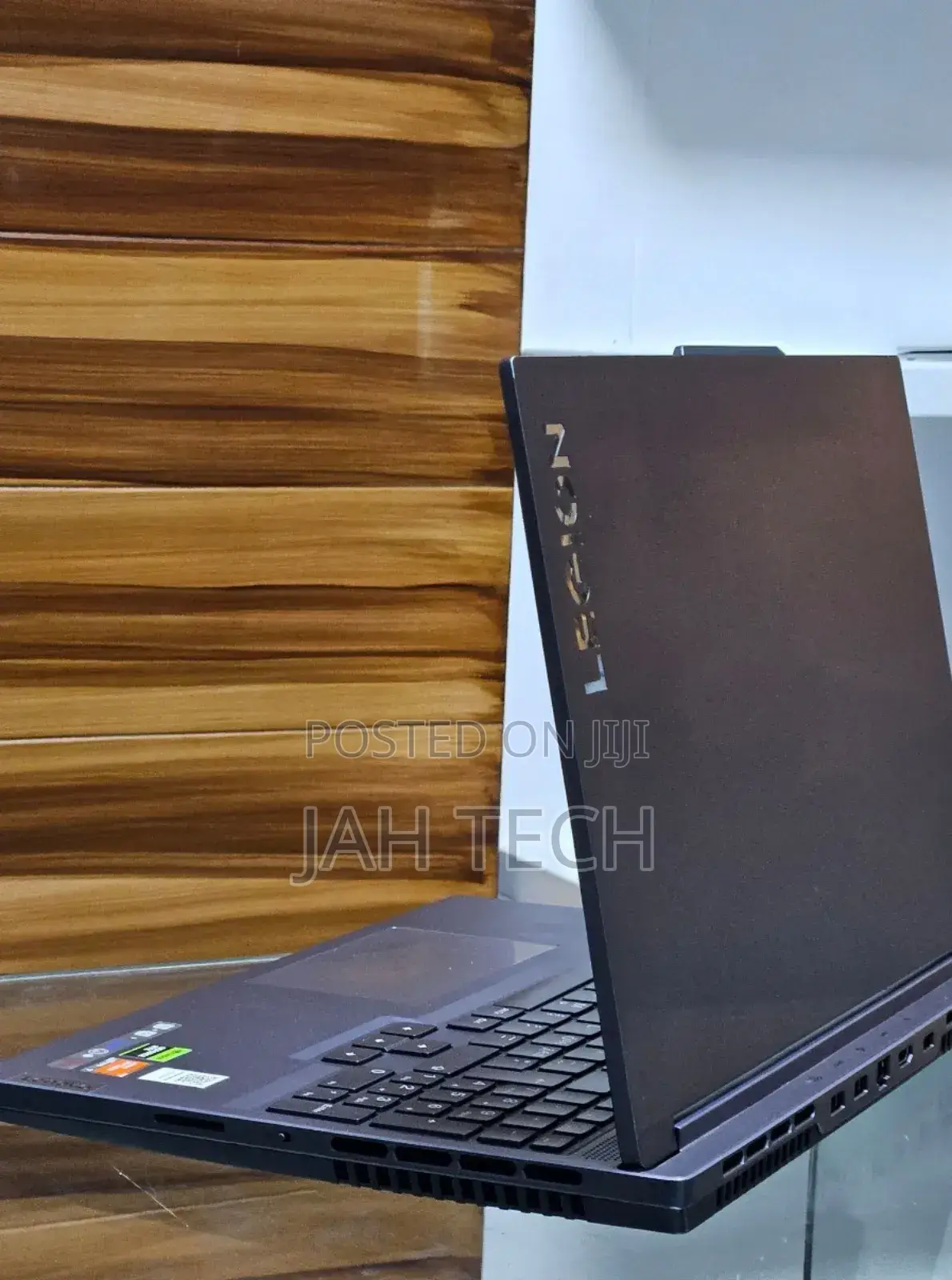 New Laptop Lenovo Legion 5 16GB AMD Ryzen 7 SSD 1T