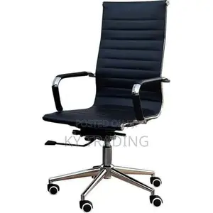 More Relaxed Managerial Office Chair
