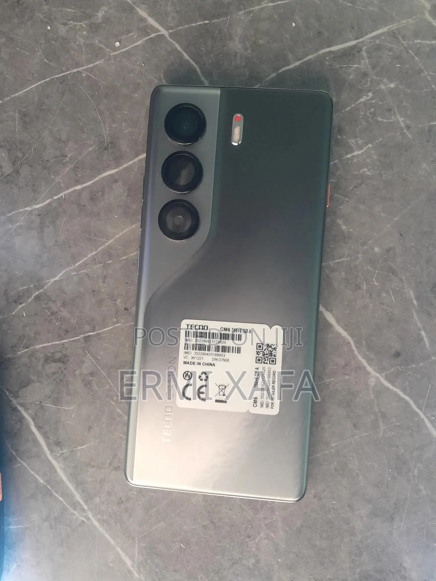 New Tecno Camon 40 Pro 256 GB Silver