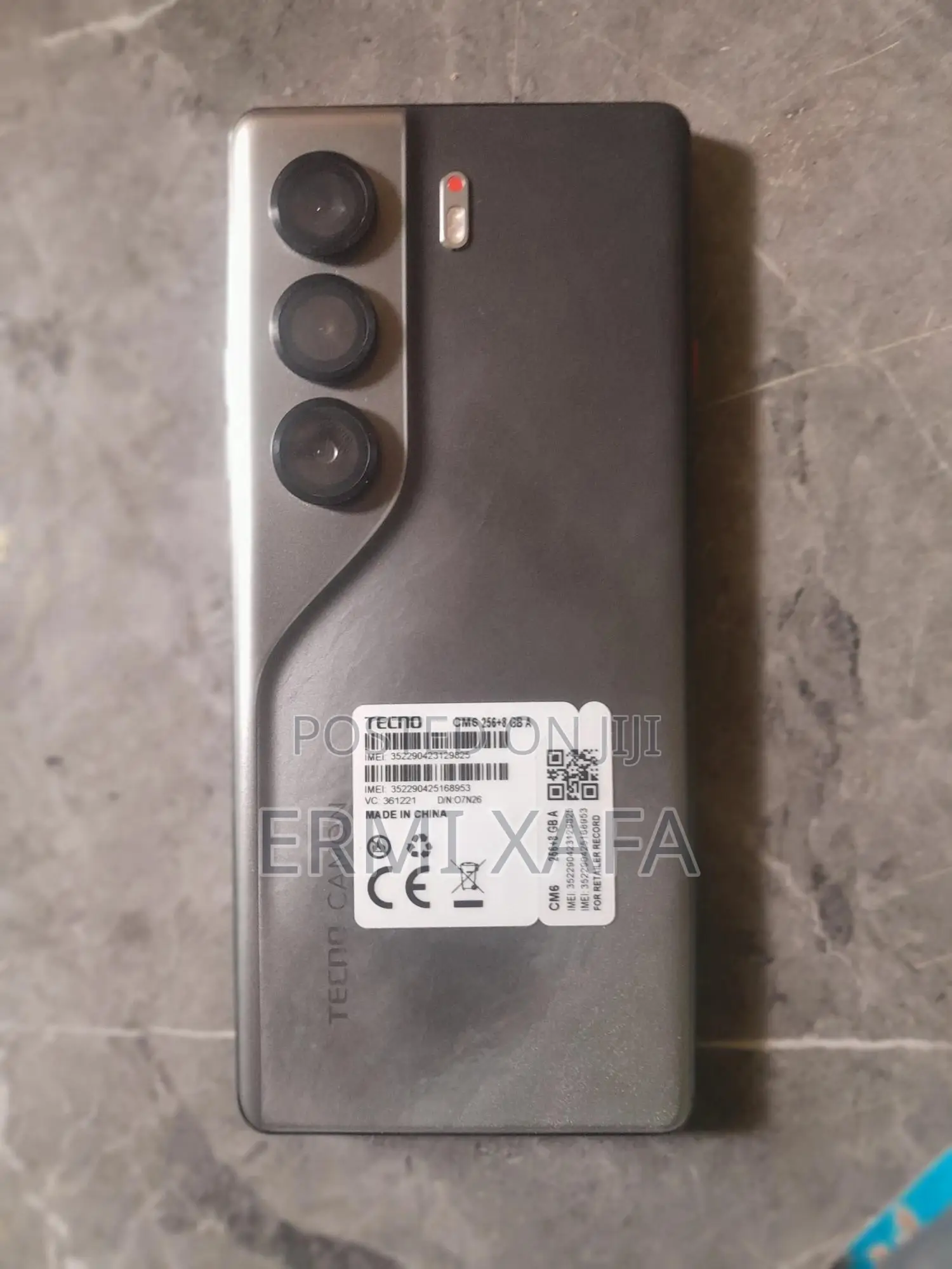 New Tecno Camon 40 Pro 256 GB Silver