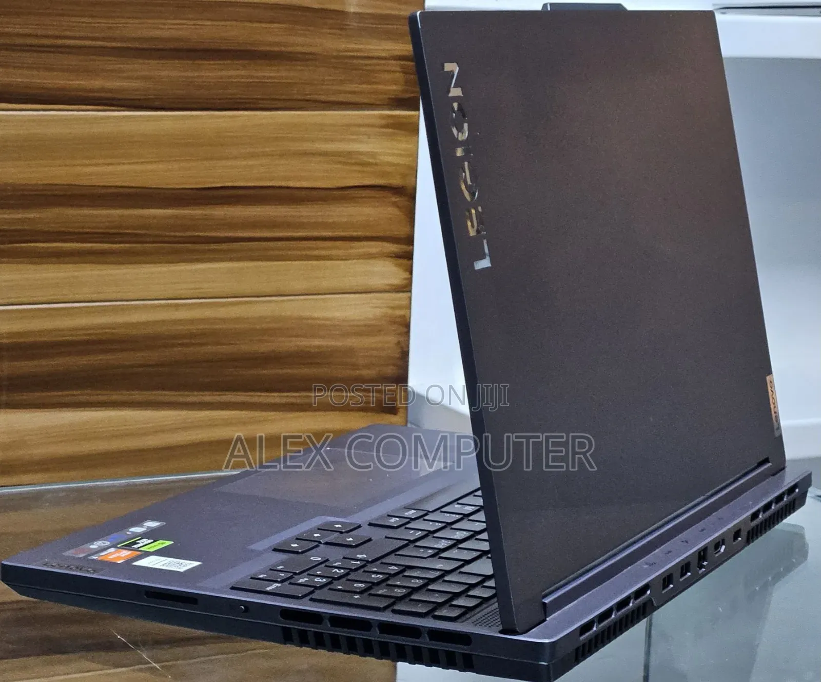 New Laptop Lenovo Legion 5 16GB AMD Ryzen 7 SSD 512GB