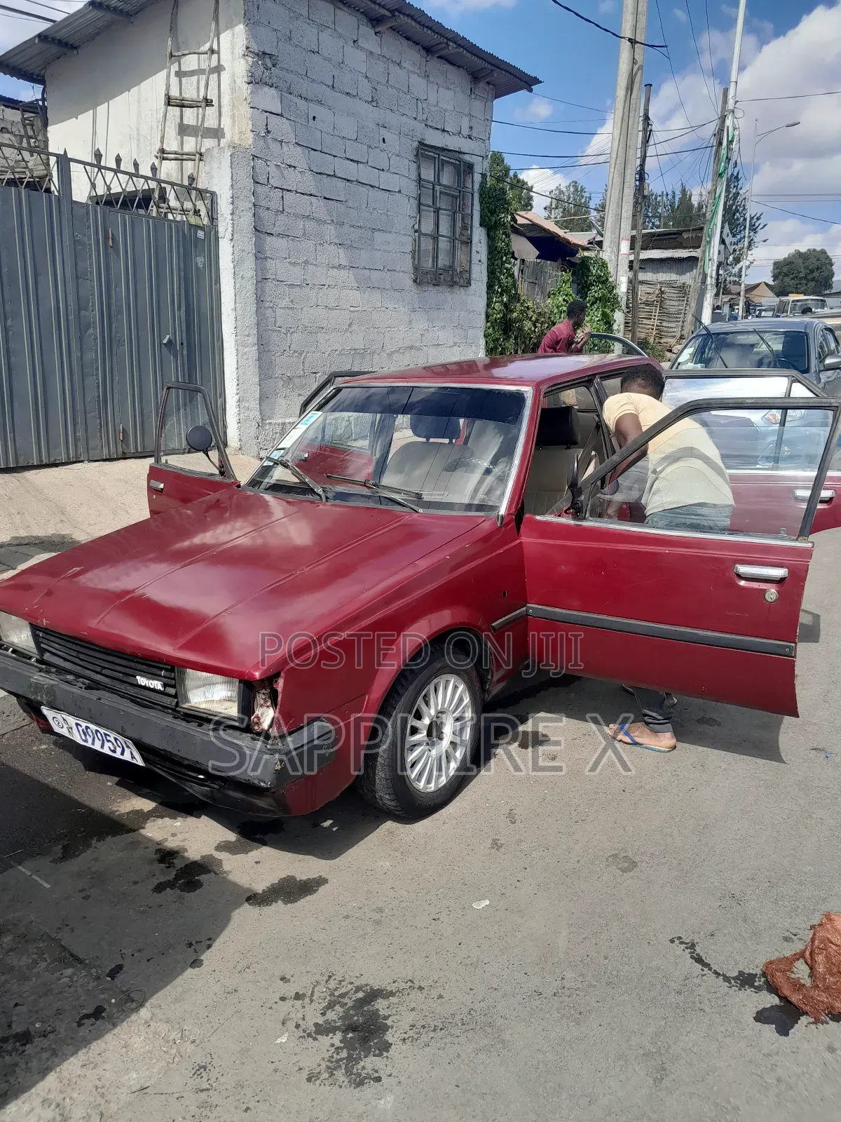 Toyota Corolla Automatic 1982 Burgundy