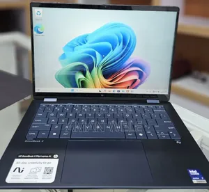 New Laptop HP OmniBook 5 Flip 16GB Intel Core Ultra 7 SSD 1T