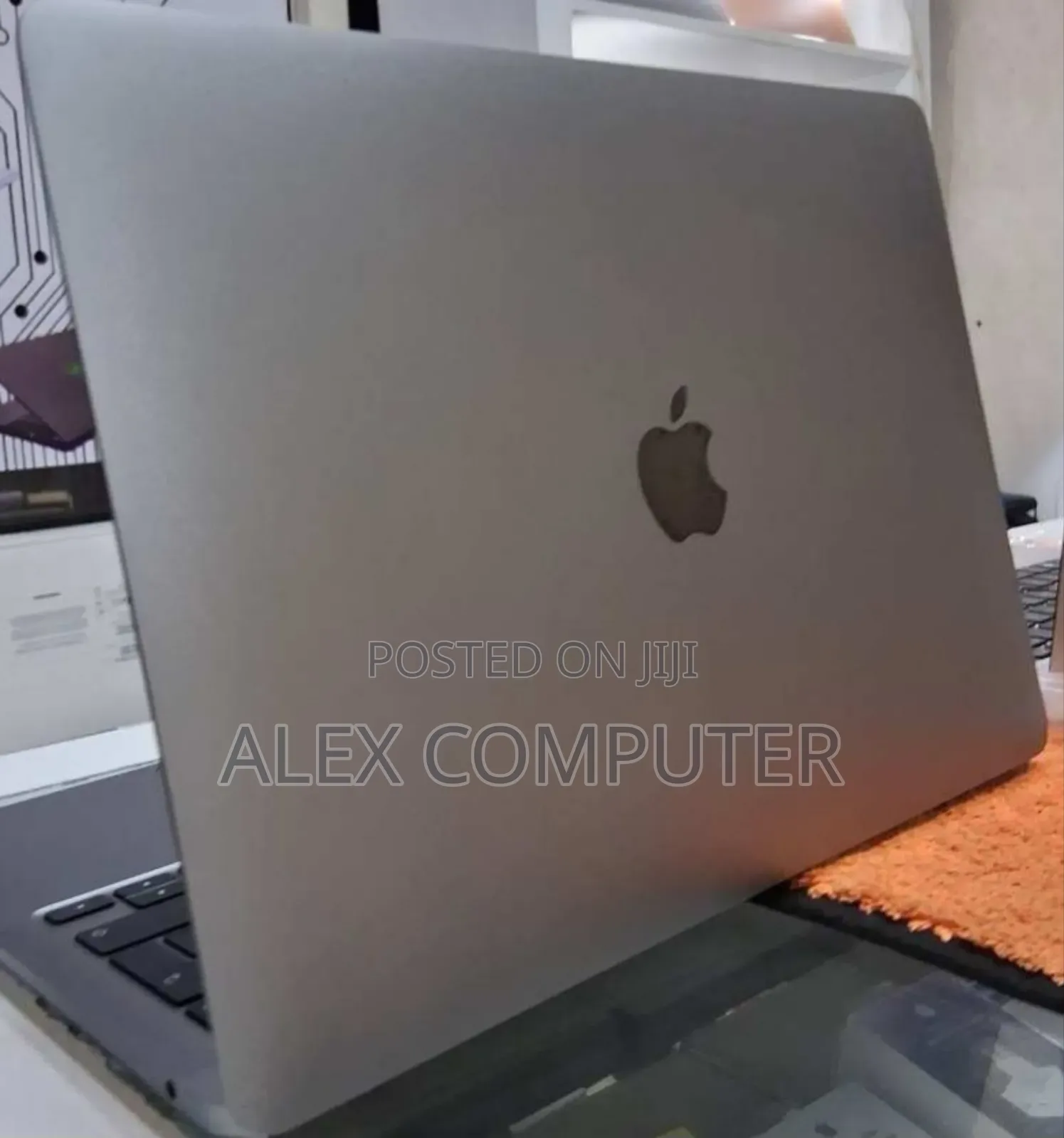 New Laptop Apple MacBook Air 2020 M1 8GB Apple M1 SSD 256GB