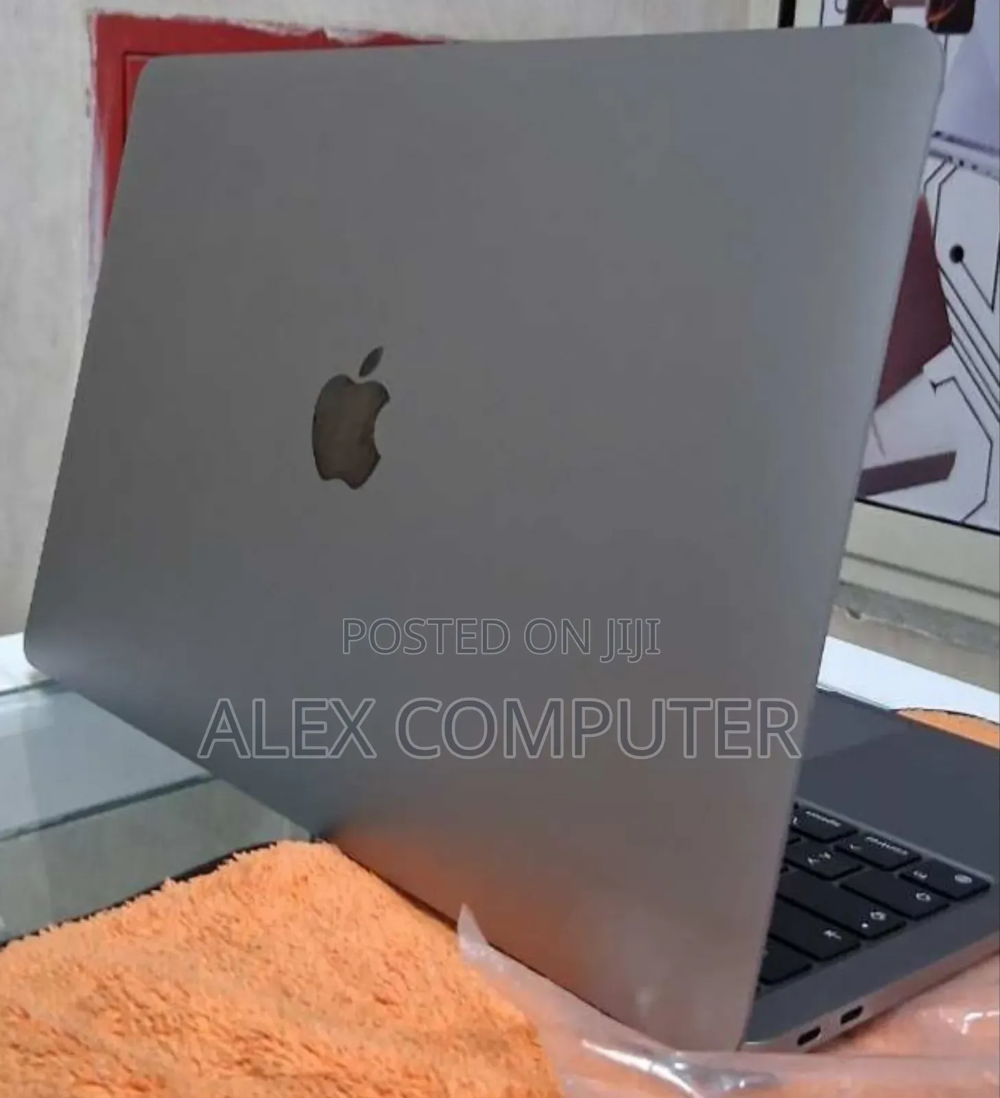 New Laptop Apple MacBook Air 2020 M1 8GB Apple M1 SSD 256GB