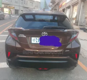 Toyota C-HR 2017 Brown