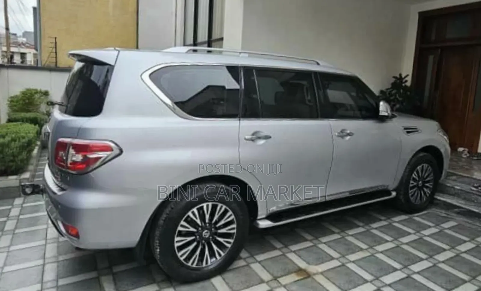 Nissan Patrol 2017 Silver