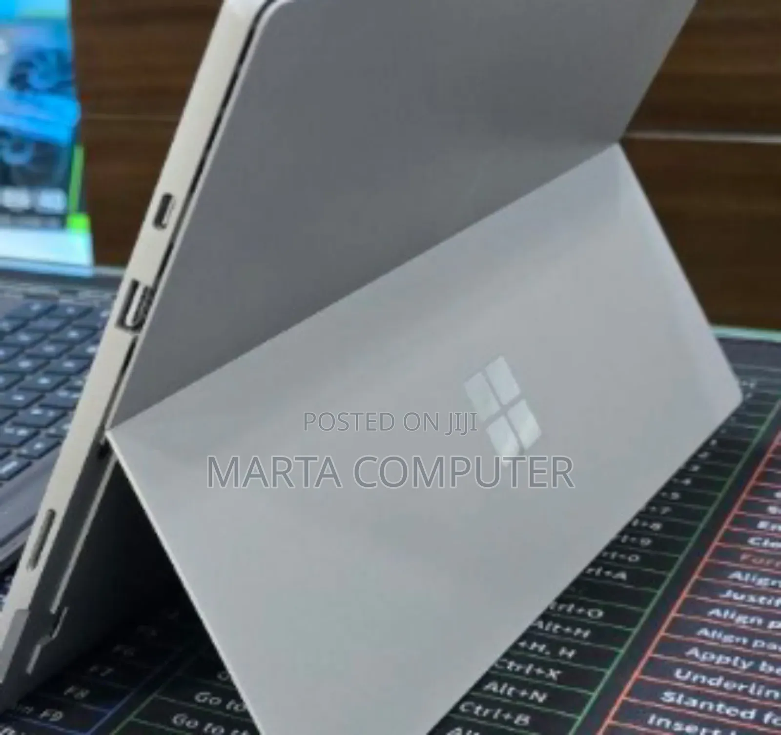 New Laptop Microsoft Surface Pro 7 8GB Intel Core I5 SSD 256GB