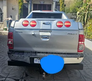Toyota Hilux 2014 Silver