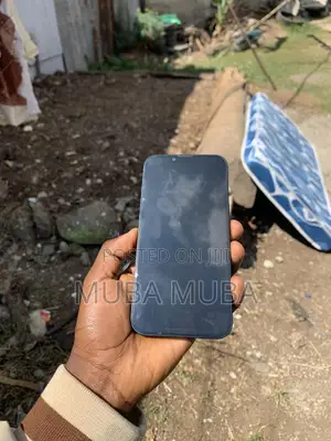 New Apple iPhone 13 128 GB Black