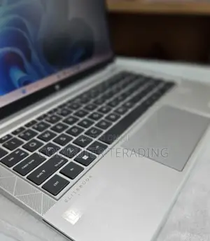 New Laptop HP EliteBook 845 G8 16GB AMD Ryzen 5 SSD 512GB