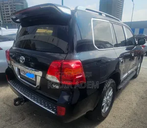 Toyota Land Cruiser 2016 Black