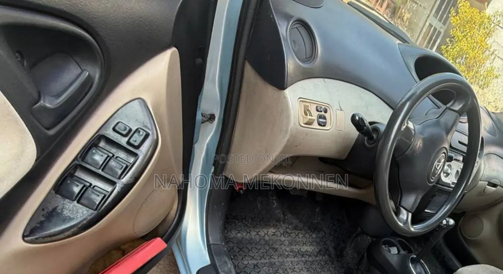 Toyota Vitz 2004 Blue